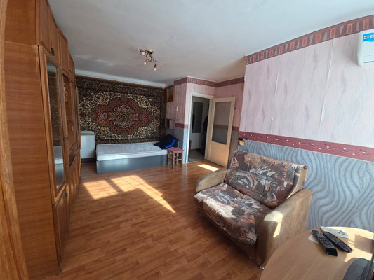 Продам двухкомнатную (2-комн.) квартиру, Луговая (поселок Ливадия мкр.) ул, 22, Находка г