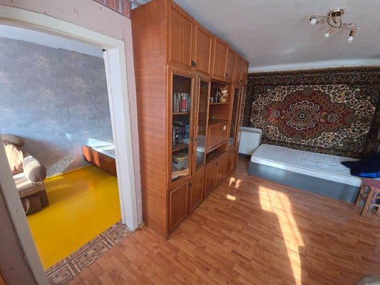 Продам двухкомнатную (2-комн.) квартиру, Луговая (поселок Ливадия мкр.) ул, 22, Находка г