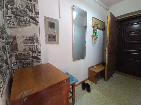 Продам двухкомнатную (2-комн.) квартиру, Луговая (поселок Ливадия мкр.) ул, 22, Находка г