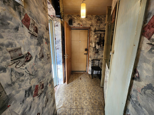 Продам однокомнатную (1-комн.) квартиру, Черняховского ул, 1, Находка г