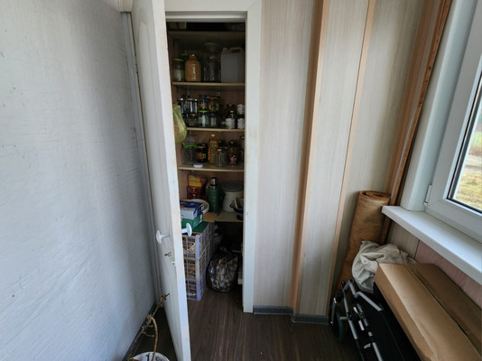 Продам двухкомнатную (2-комн.) квартиру, Фрунзе ул, 8, Находка г