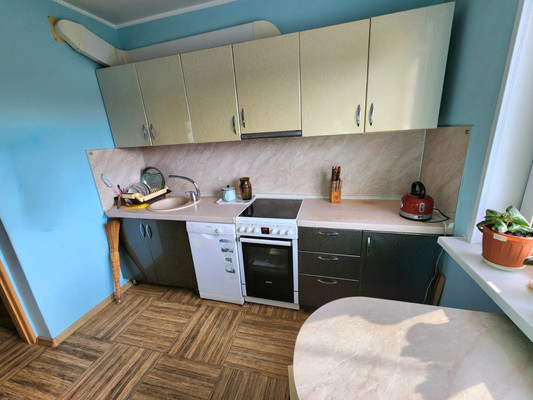 Продам двухкомнатную (2-комн.) квартиру, Фрунзе ул, 8, Находка г