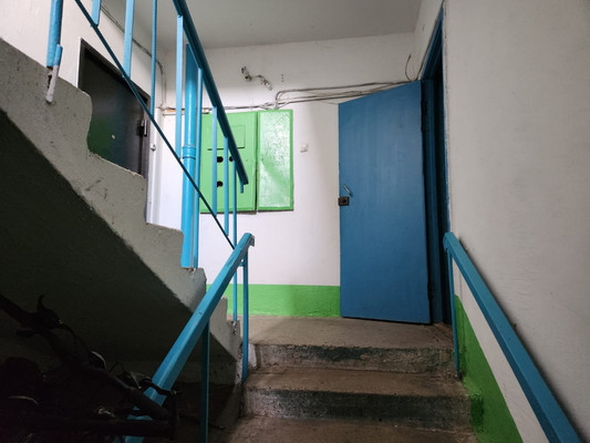 Продам двухкомнатную (2-комн.) квартиру, Фрунзе ул, 8, Находка г