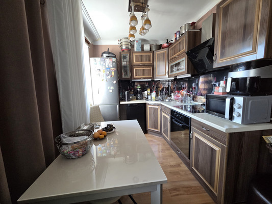 Продам двухкомнатную (2-комн.) квартиру, Юбилейная ул, 3, Находка г