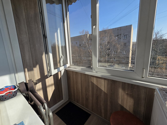 Продам двухкомнатную (2-комн.) квартиру, Юбилейная ул, 3, Находка г