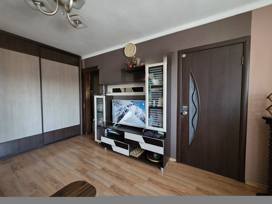 Продам двухкомнатную (2-комн.) квартиру, Юбилейная ул, 3, Находка г