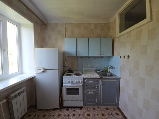 Продам двухкомнатную (2-комн.) квартиру, Дальняя ул, 3, Находка г