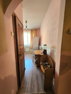 Продам двухкомнатную (2-комн.) квартиру, Седова ул, 8, Находка г