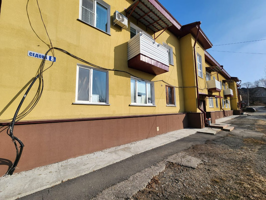 Продам двухкомнатную (2-комн.) квартиру, Седова ул, 8, Находка г