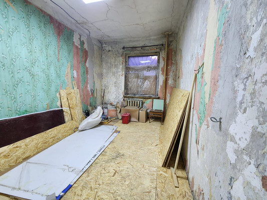 Продам трехкомнатную (3-комн.) квартиру, Седова ул, 12, Находка г