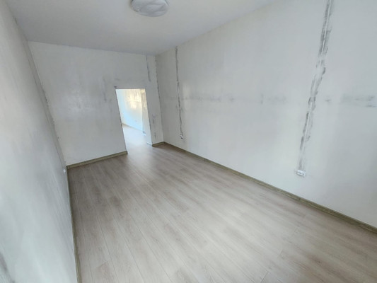 Продам однокомнатную (1-комн.) квартиру, Пограничная ул, 50, Находка г