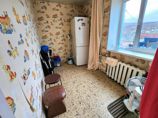 Продам однокомнатную (1-комн.) квартиру, Луговая (поселок Ливадия мкр.) ул, 25, Находка г