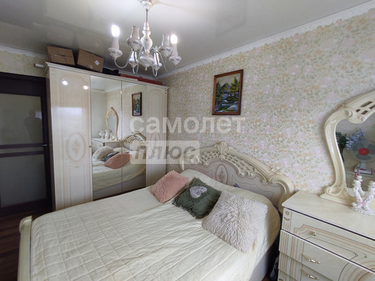 Продам двухкомнатную (2-комн.) квартиру, ПМК-5 мкр, 25, Анастасиевская ст-ца