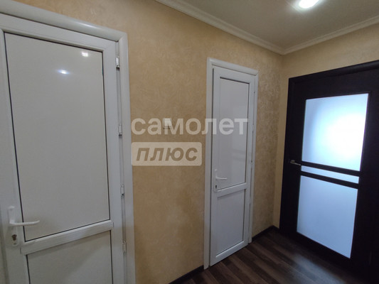 Продам двухкомнатную (2-комн.) квартиру, ПМК-5 мкр, 25, Анастасиевская ст-ца