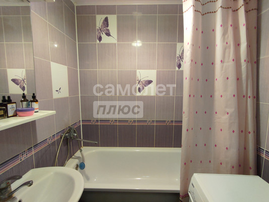 Продам двухкомнатную (2-комн.) квартиру, ПМК-5 мкр, 25, Анастасиевская ст-ца