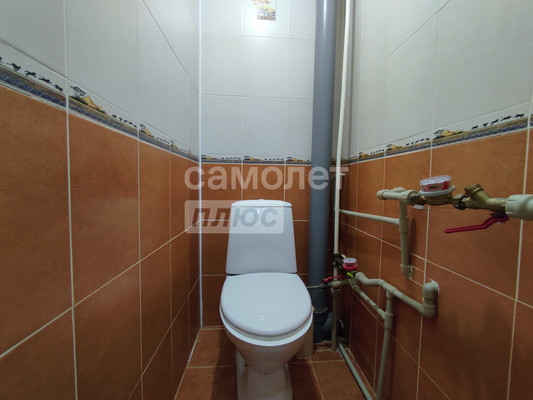 Продам двухкомнатную (2-комн.) квартиру, ПМК-5 мкр, 25, Анастасиевская ст-ца