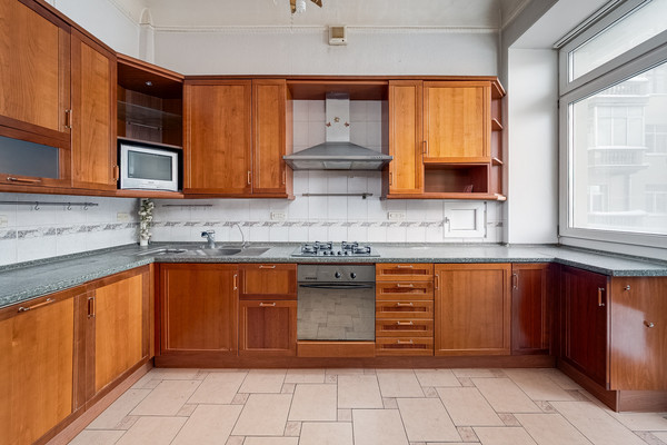 Продам многокомнатную квартиру, Кутузовский пр-кт, 43, Москва г