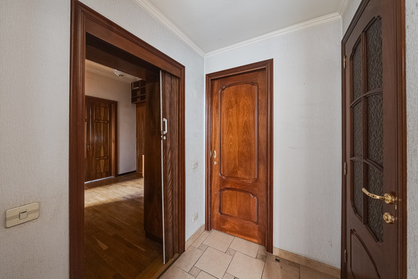 Продам многокомнатную квартиру, Кутузовский пр-кт, 43, Москва г