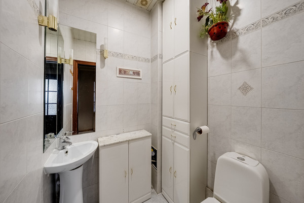 Продам многокомнатную квартиру, Кутузовский пр-кт, 43, Москва г