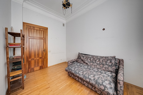 Продам многокомнатную квартиру, Кутузовский пр-кт, 43, Москва г