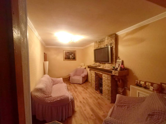 Продам двухкомнатную (2-комн.) квартиру, 3, Тюменский п