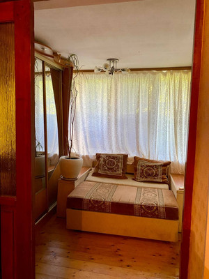 Продам двухкомнатную (2-комн.) квартиру, 3, Тюменский п