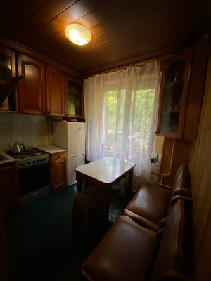 Продам двухкомнатную (2-комн.) квартиру, 3, Тюменский п