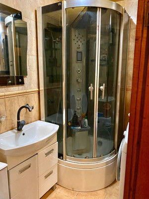 Продам двухкомнатную (2-комн.) квартиру, 3, Тюменский п