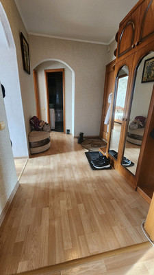 Продам двухкомнатную (2-комн.) квартиру, Постышева ул, 1, Находка г