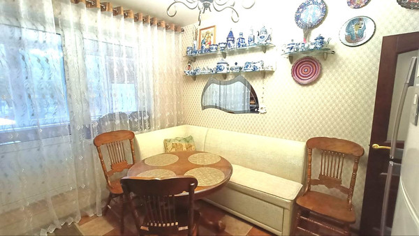 Продам трехкомнатную (3-комн.) квартиру, Ледовая ул, 11, Ханты-Мансийск г