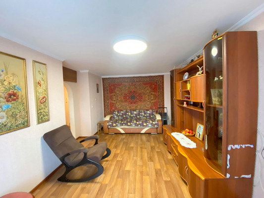 Продам двухкомнатную (2-комн.) квартиру, Ленина ул, 17а, Фокино г