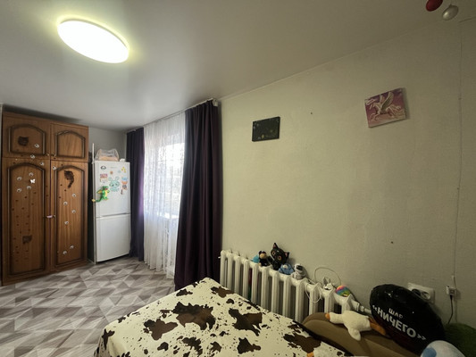 Продам двухкомнатную (2-комн.) квартиру, Комсомольская ул, 17, Фокино г