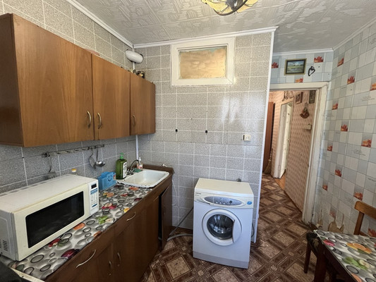 Продам двухкомнатную (2-комн.) квартиру, Постникова ул, 8, Фокино г