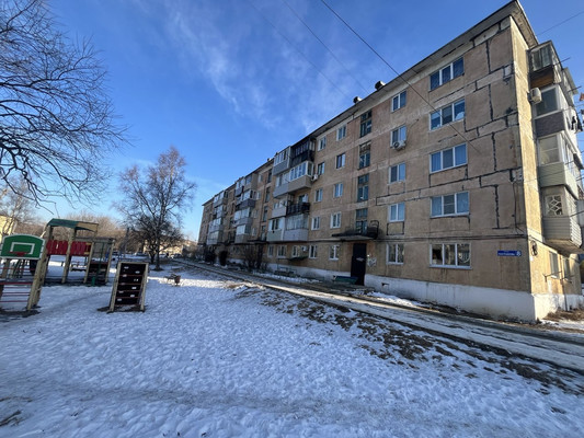 Продам двухкомнатную (2-комн.) квартиру, Постникова ул, 8, Фокино г