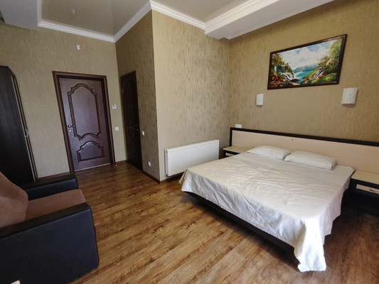 Продам однокомнатную (1-комн.) квартиру, Лазурная ул, 14, Витязево с