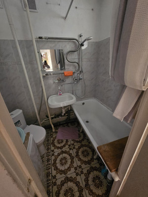 Продам двухкомнатную (2-комн.) квартиру, Октябрьский пр-кт, 5, Подольск г