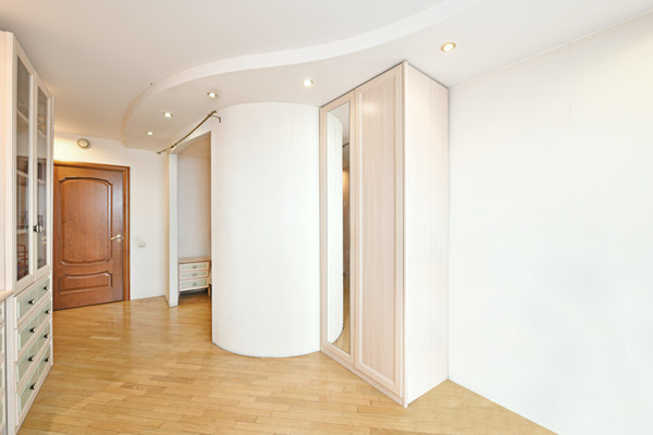 Продам трехкомнатную (3-комн.) квартиру, Большая Набережная ул, 19к2, Москва г