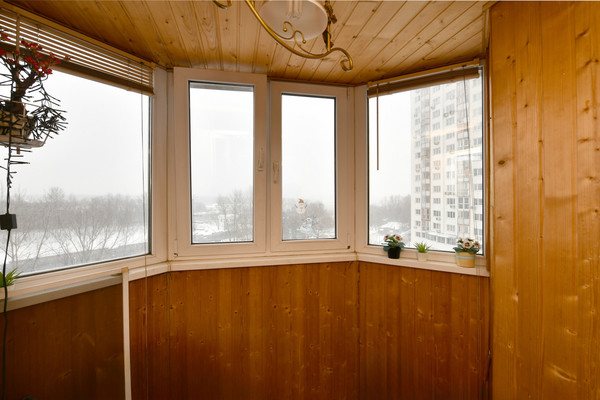 Продам трехкомнатную (3-комн.) квартиру, Большая Набережная ул, 19к2, Москва г