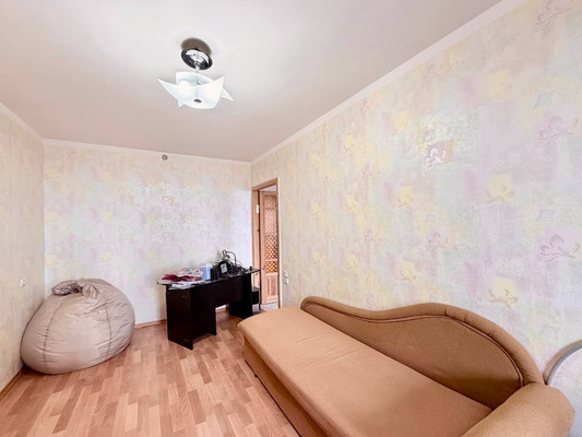 Продам трехкомнатную (3-комн.) квартиру, им. Матэ Залки ул, 29, Симферополь г