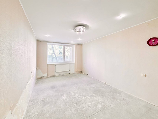 Продам трехкомнатную (3-комн.) квартиру, им. Матэ Залки ул, 29, Симферополь г