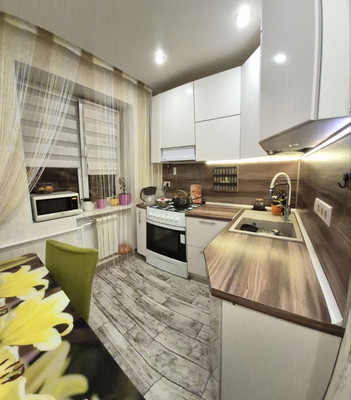 Продам трехкомнатную (3-комн.) квартиру, Авиационный проезд, 13, Пушкино г