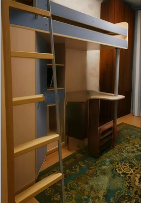 Продам двухкомнатную (2-комн.) квартиру, Россошанская ул, 13к1, Москва г