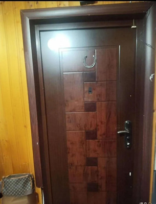 Продам двухкомнатную (2-комн.) квартиру, Россошанская ул, 13к1, Москва г