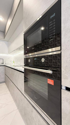 Продам трехкомнатную (3-комн.) квартиру, им. Цезаря Куникова ул, 24к2, Краснодар г