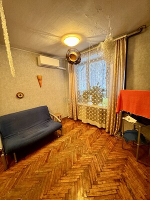 Продам трехкомнатную (3-комн.) квартиру, Барклая ул, 16к4, Москва г