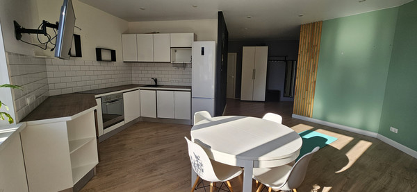 Продам трехкомнатную (3-комн.) квартиру, Светлая ул, 13, Засечное с