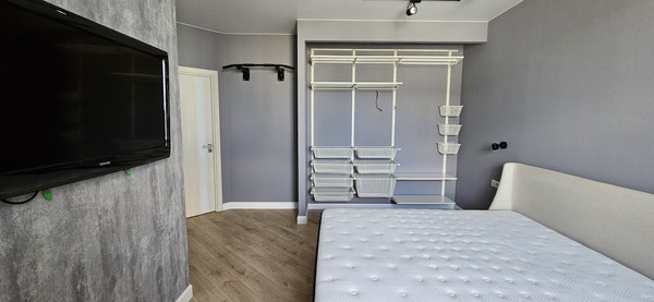 Продам трехкомнатную (3-комн.) квартиру, Светлая ул, 13, Засечное с