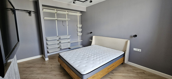 Продам трехкомнатную (3-комн.) квартиру, Светлая ул, 13, Засечное с