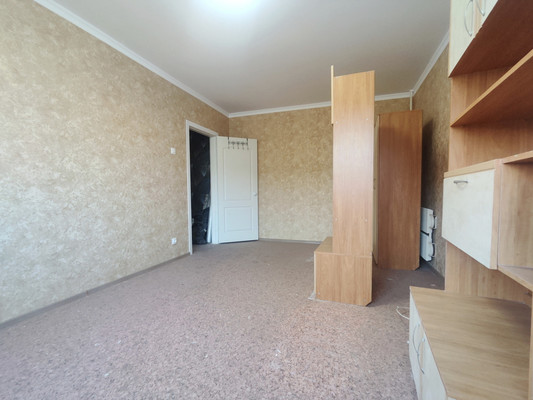 Продам трехкомнатную (3-комн.) квартиру, 9 Января ул, 113А, Воронеж г