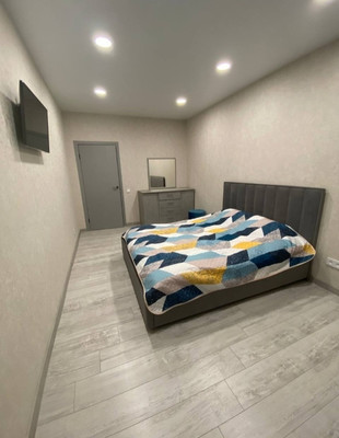 Продам двухкомнатную (2-комн.) квартиру, Еременко ул, 90к27, Ростов-на-Дону г